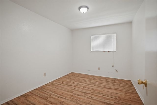 1307 Amy St, George West, TX 78022