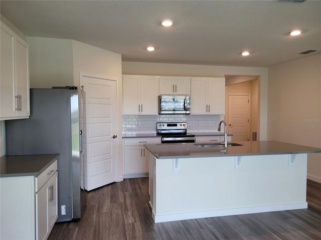 399 TANIS AVENUE, St Cloud, FL 34771