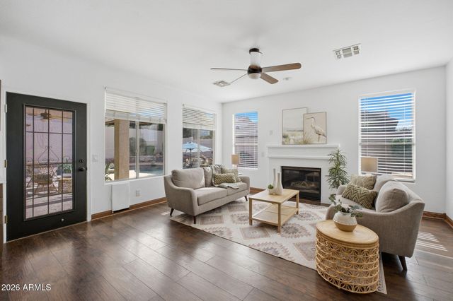 6339 W PASO Trail, Phoenix, AZ 85083