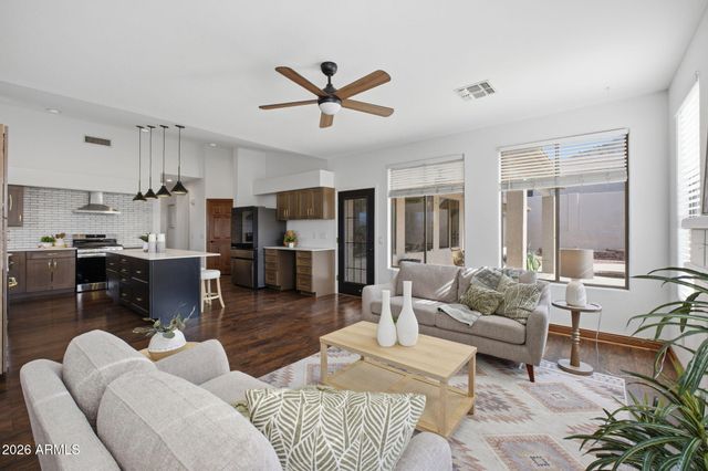 6339 W PASO Trail, Phoenix, AZ 85083