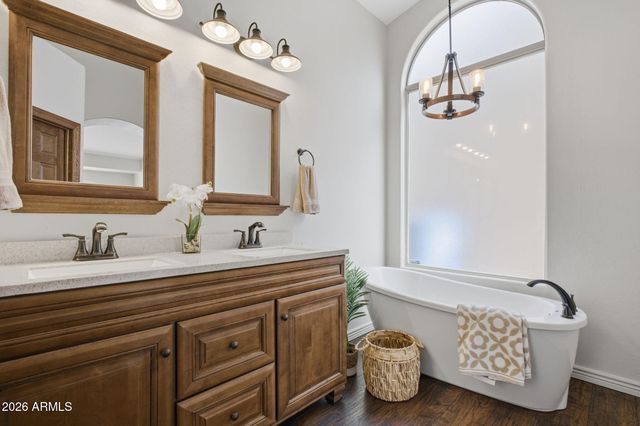 6339 W PASO Trail, Phoenix, AZ 85083