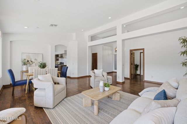 6339 W PASO Trail, Phoenix, AZ 85083