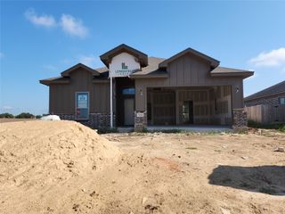 724 Eagle Crest DR, Salado, TX 76571