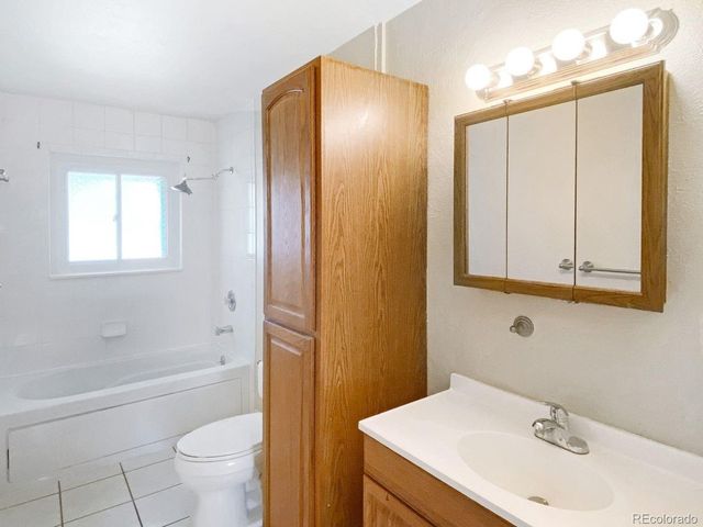 4336 S Acoma St, Englewood, CO 80110