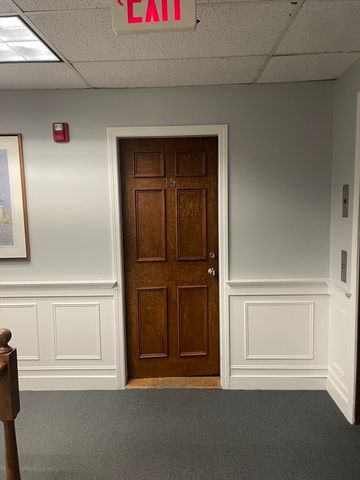 33 Bedford 19B, Lexington, MA 02420