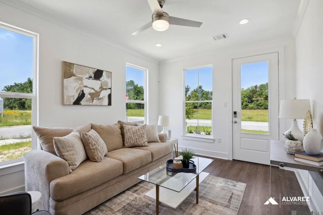 5702 Montegudo Blvd, Zachary, LA 70791