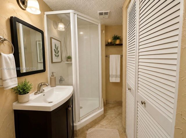 1100 SE 4th Ave 32, Deerfield Beach, FL 33441