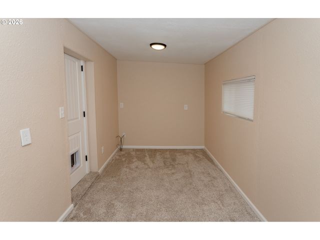 5170 GRAND Ave Spc 19, Florence, OR 97439