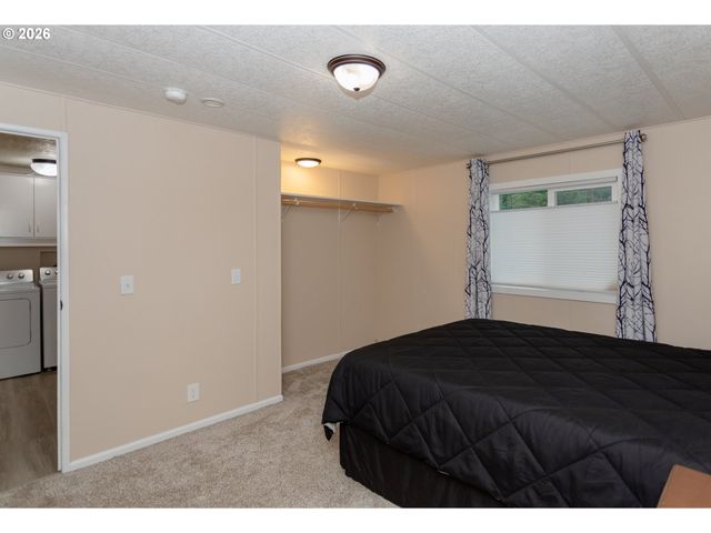 5170 GRAND Ave Spc 19, Florence, OR 97439