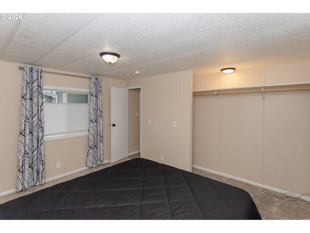 5170 GRAND Ave Spc 19, Florence, OR 97439