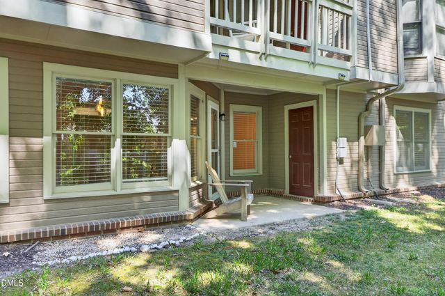 113 Abingdon Court Lc, Cary, NC 27513