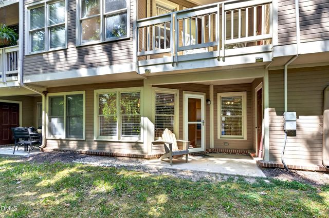 113 Abingdon Court Lc, Cary, NC 27513