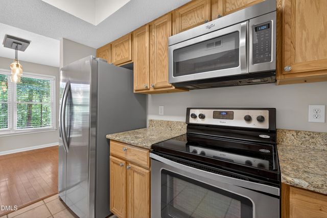 113 Abingdon Court Lc, Cary, NC 27513