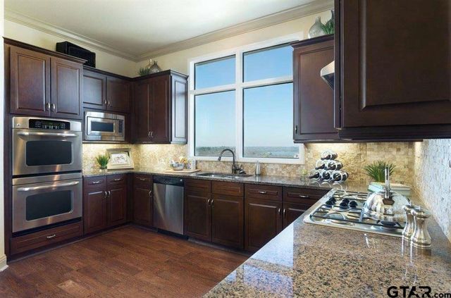 2801 Wexford Dr 1202, Tyler, TX 75709