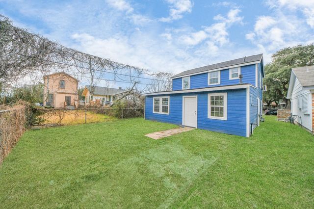 1206 37th Street, Galveston, TX 77550