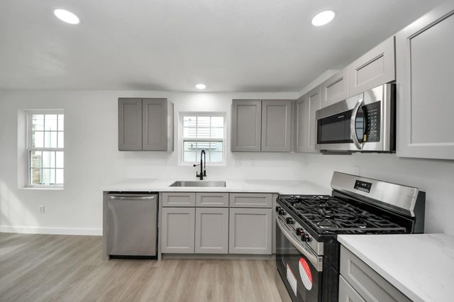 1206 37th Street, Galveston, TX 77550