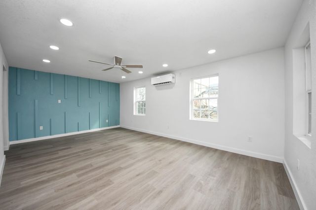 1206 37th Street, Galveston, TX 77550