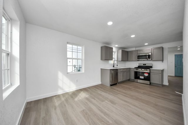 1206 37th Street, Galveston, TX 77550