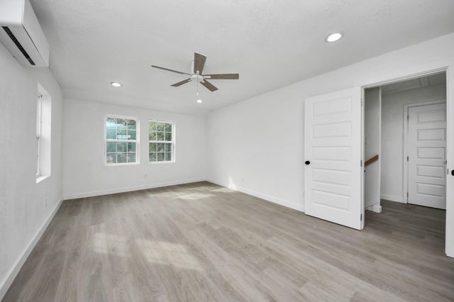 1206 37th Street, Galveston, TX 77550