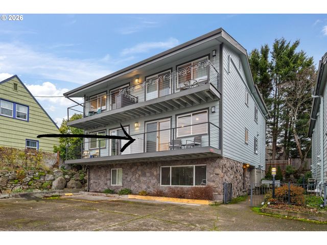 5715 Ne SACRAMENTO St 11, Portland, OR 97213