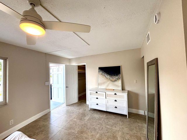 431 W Camino Real 5, Boca Raton, FL 33432
