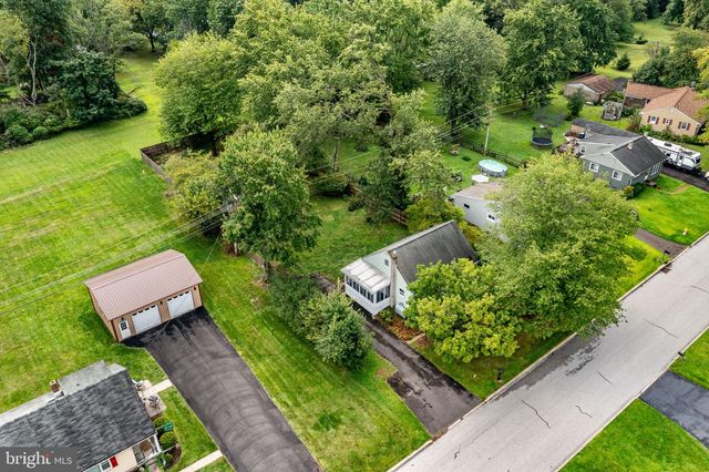 2025 ROOSEVELT BLVD, Hatfield, PA 19440