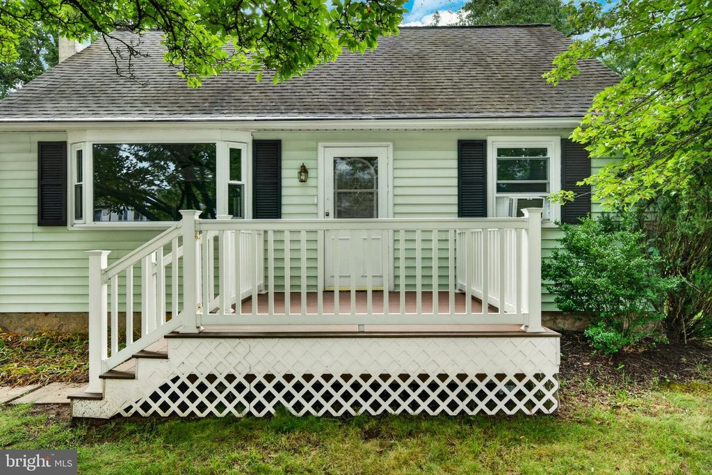 2025 ROOSEVELT BLVD, HATFIELD, PA 19440 — photo 2