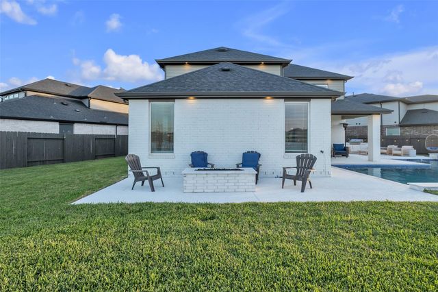 28306 Hannahs Harbor Lane, Katy, TX 77494