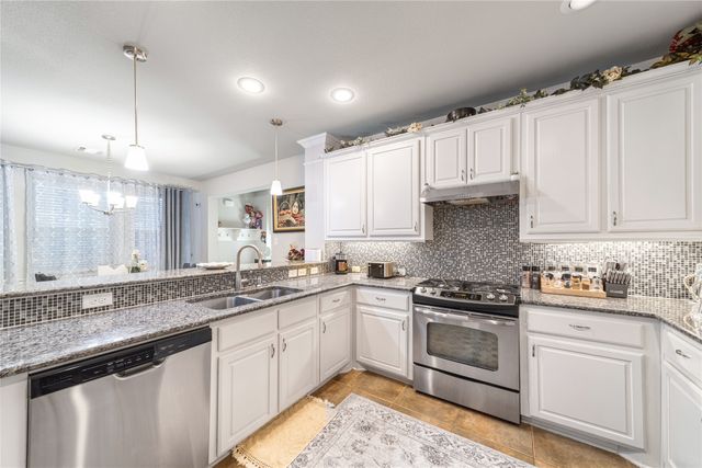 3916 Jasmine Fox Lane, Arlington, TX 76005