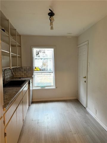 1809 Trenton Dr, Corpus Christi, TX 78404