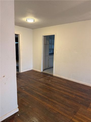 1809 Trenton Dr, Corpus Christi, TX 78404