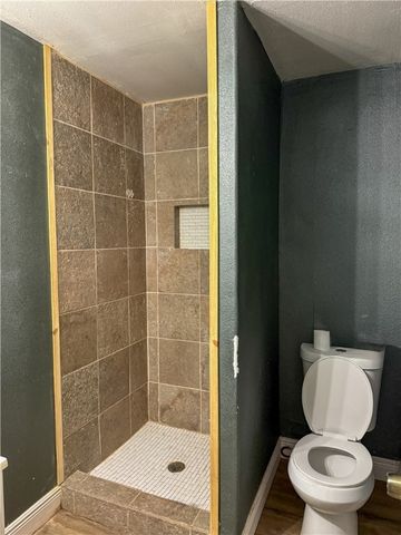 1809 Trenton Dr, Corpus Christi, TX 78404