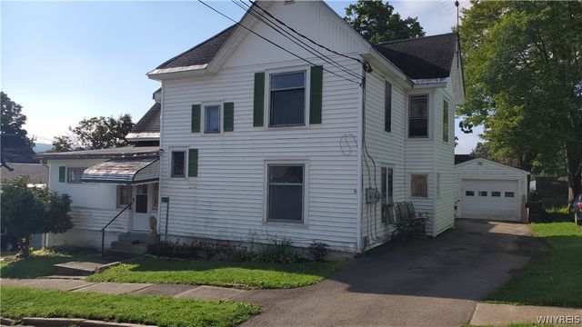23 Waverly Street, New Albion, NY 14719