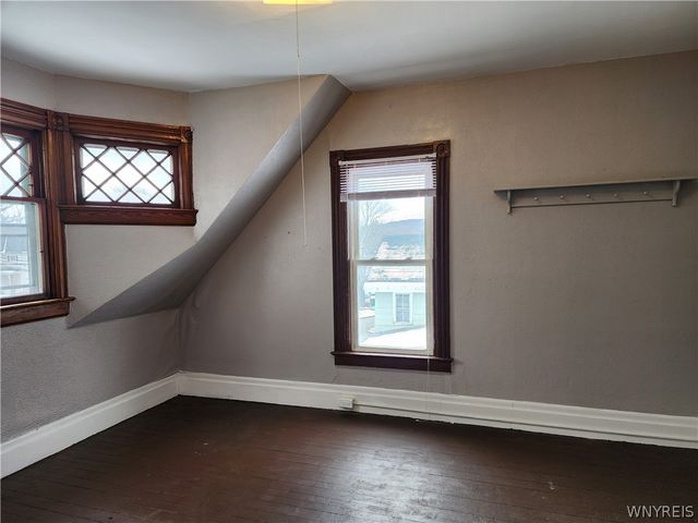 23 Waverly Street, New Albion, NY 14719