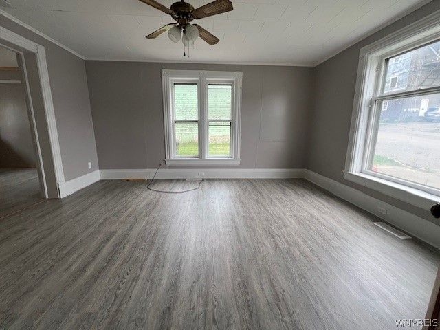 23 Waverly Street, New Albion, NY 14719