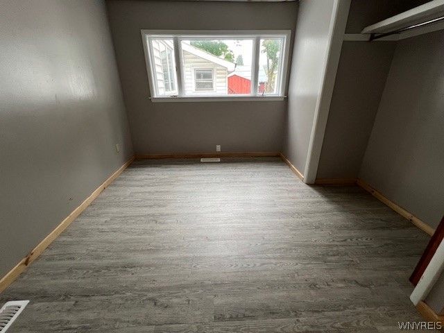 23 Waverly Street, New Albion, NY 14719