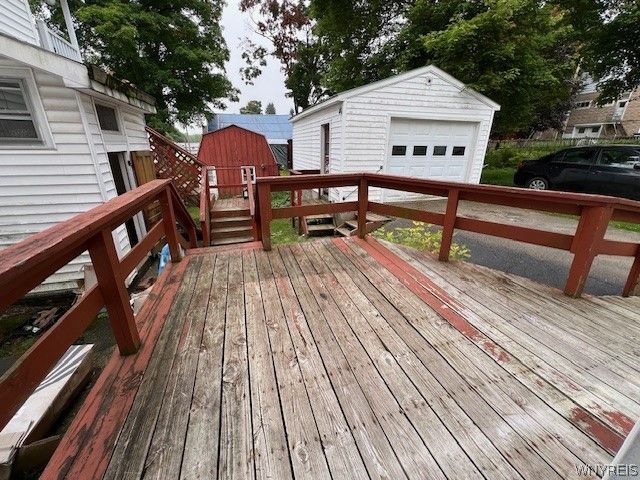 23 Waverly Street, New Albion, NY 14719