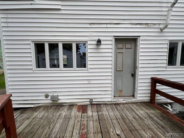 23 Waverly Street, New Albion, NY 14719