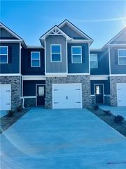 211 Ivey Terrace, Temple, GA 30179