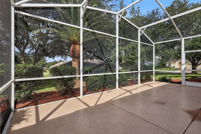 24445 MADEWOOD AVENUE, Leesburg, FL 34748