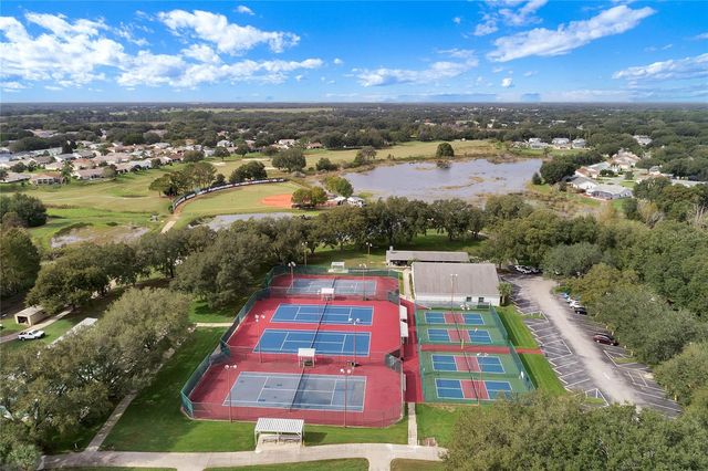 24445 MADEWOOD AVENUE, Leesburg, FL 34748