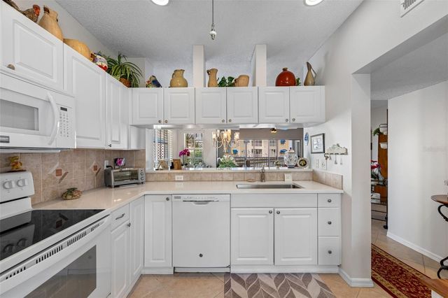 11315 SHIPWATCH LANE 1850, Largo, FL 33774