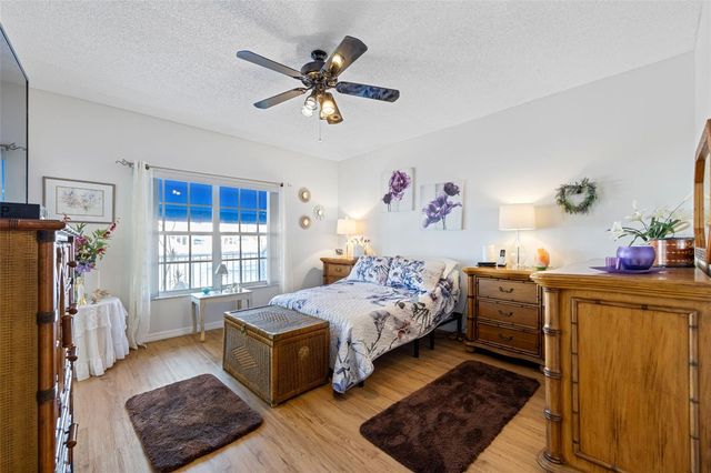 11315 SHIPWATCH LANE 1850, Largo, FL 33774