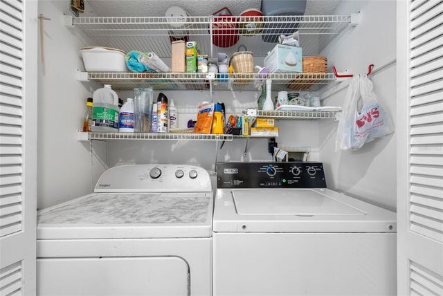 11315 SHIPWATCH LANE 1850, Largo, FL 33774