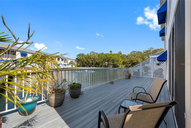 11315 SHIPWATCH LANE 1850, Largo, FL 33774