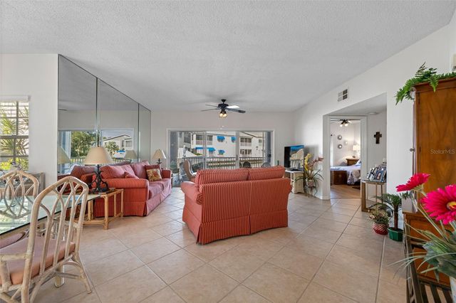 11315 SHIPWATCH LANE 1850, Largo, FL 33774