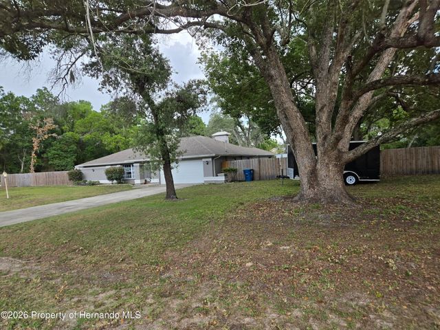 1414 Maximilian Avenue, Spring Hill, FL 34609