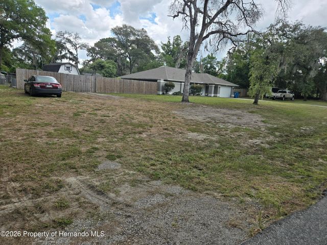 1414 Maximilian Avenue, Spring Hill, FL 34609