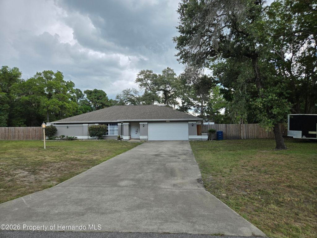 1414 Maximilian Avenue, Spring Hill, FL 34609