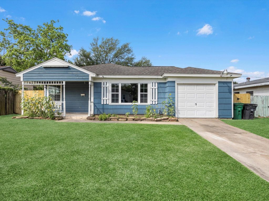 4218 Crenshaw Street, Houston, TX 77017